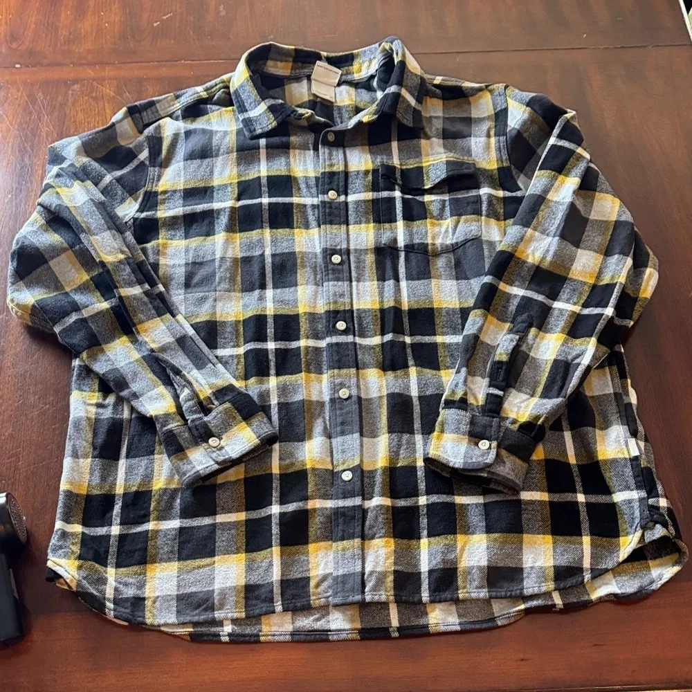 The North Face Men’s XXL Outdoors/Workwear Plaid Flannel Button Down Shirt